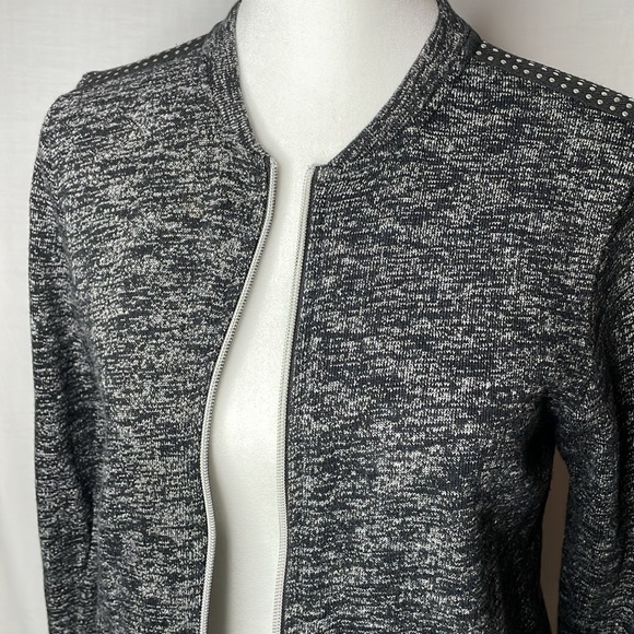 Onque Casual Black/Grey Tweed Knit Sweater Size Small - Picture 3 of 10